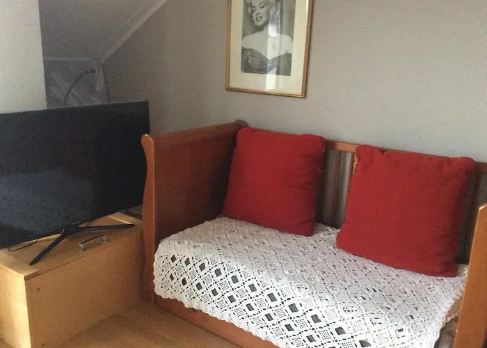 Dachstudio Mit Bad Und Terasse Privat bolig *