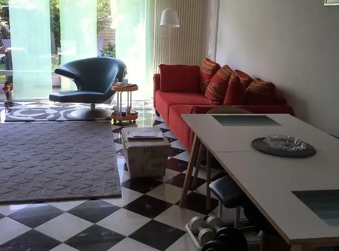 Dachstudio Mit Bad Und Terasse Privat bolig *