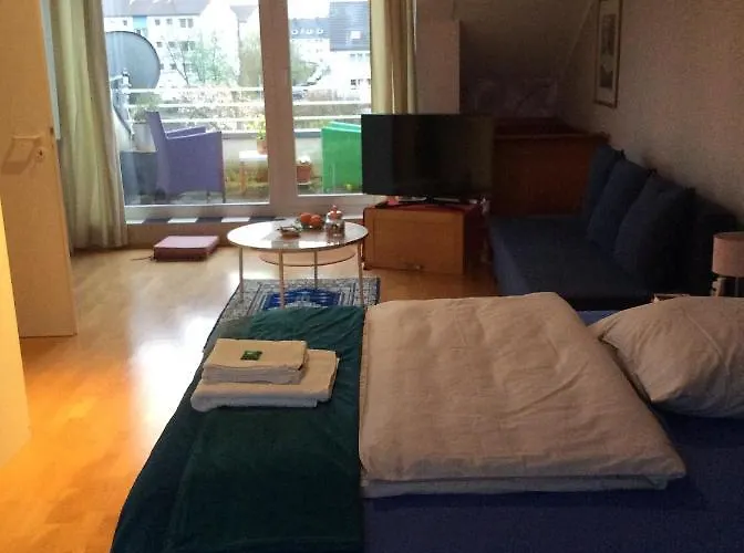 Dachstudio Mit Bad Und Terasse Ubytování v soukromí Kolín nad Rýnem